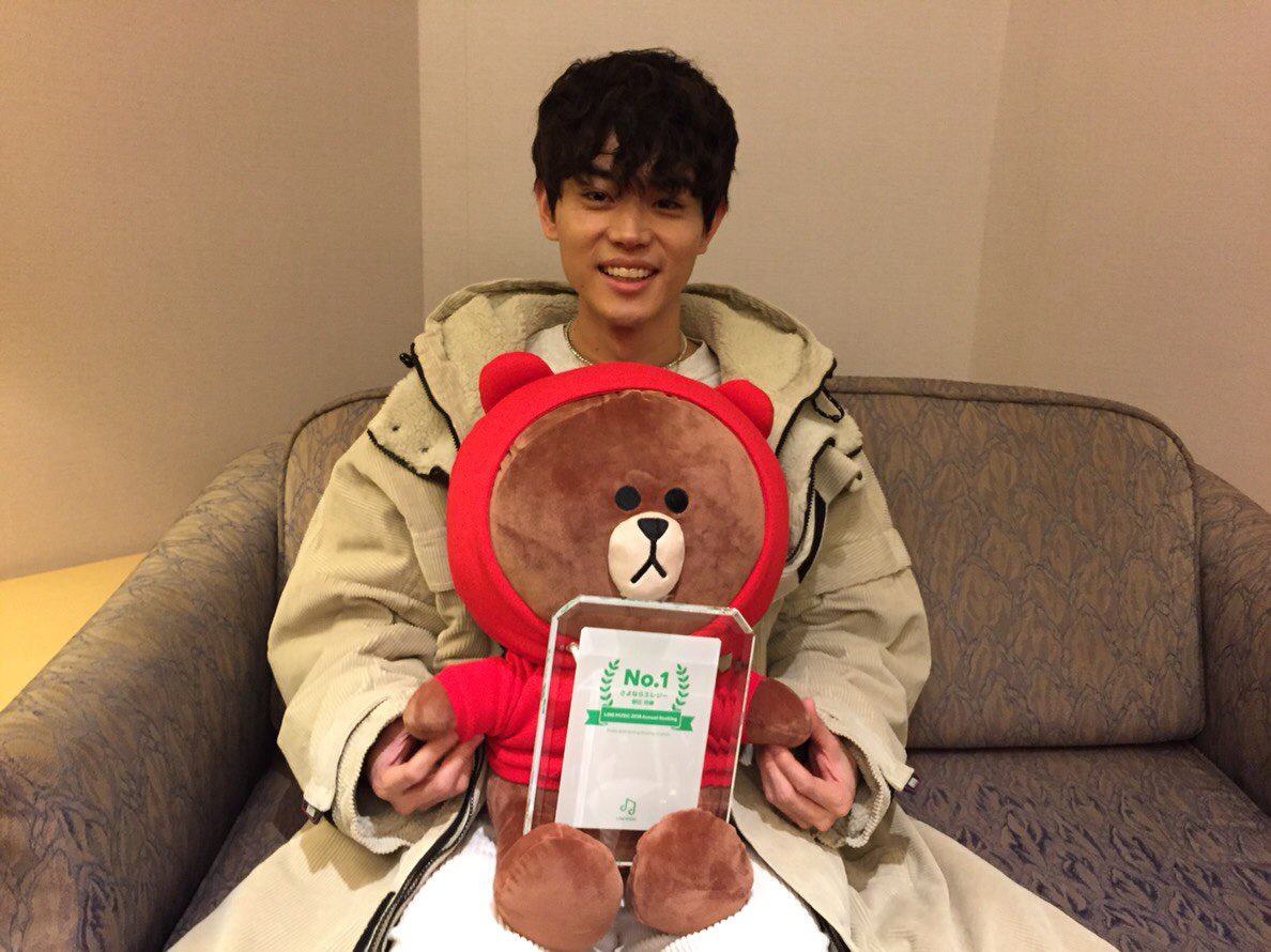 菅田将暉の身長体重と筋肉画像 実際は低い疑惑を他俳優達で比較 キニナルキニナル